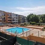 Le Port Dauphin : Vue Bateaux; Piscine; Cap D'agde 아파트 아그