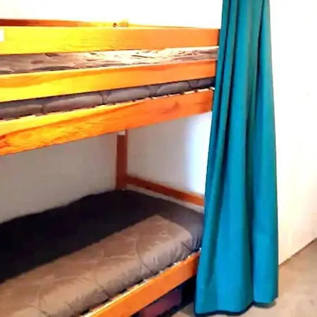 Le Port Dauphin : Vue Bateaux; Piscine; Cap D'agde *