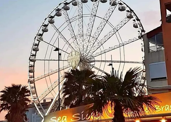 Appartamento Le Port Dauphin : Vue Bateaux; Piscine; Cap D'agde
